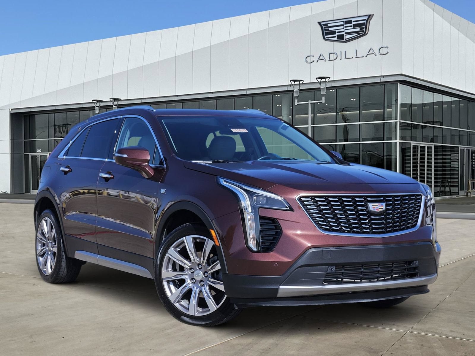 2023 Cadillac XT4 FWD Premium Luxury