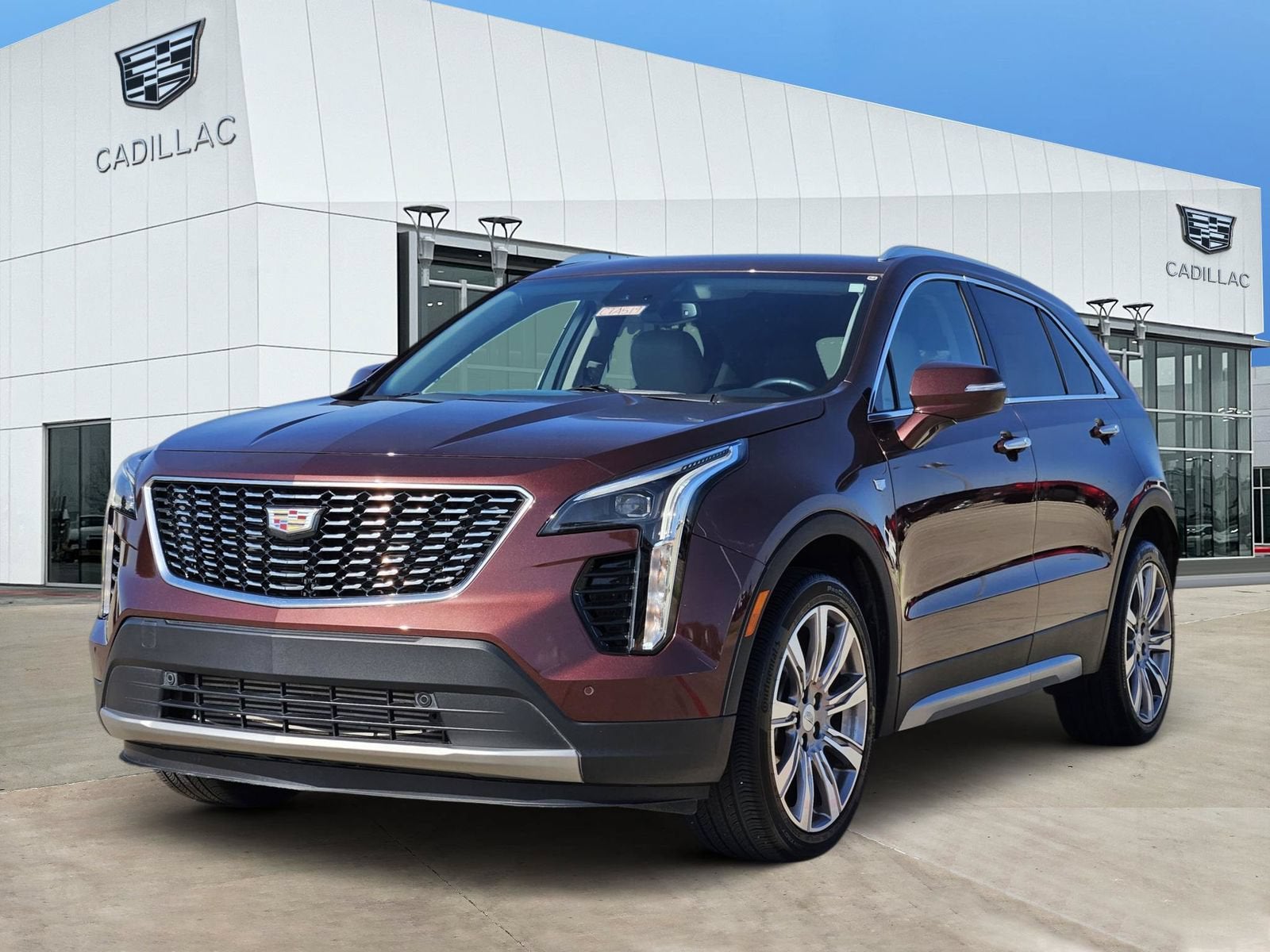 2023 Cadillac XT4 FWD Premium Luxury