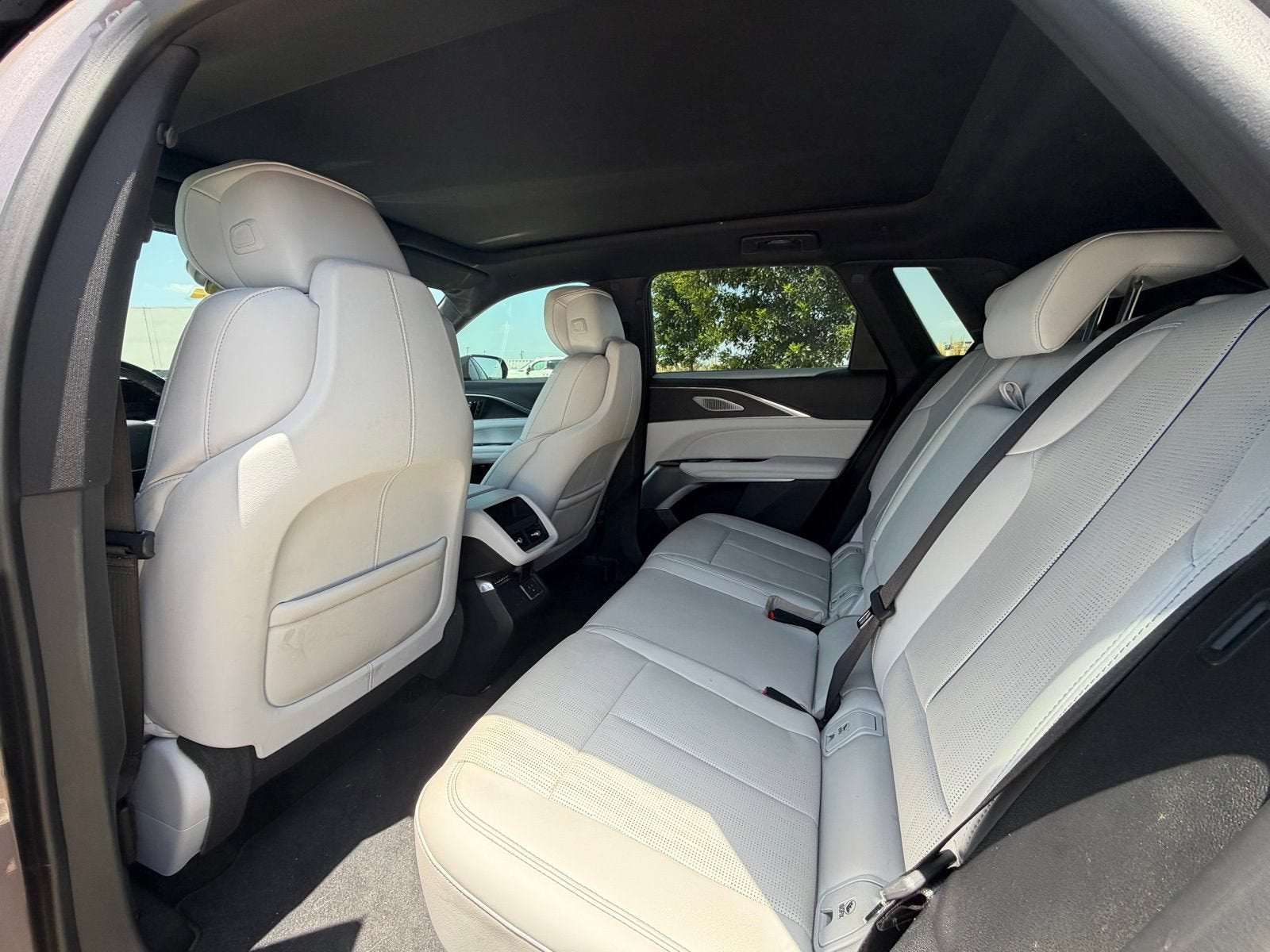 2024 Cadillac LYRIQ Sport 2