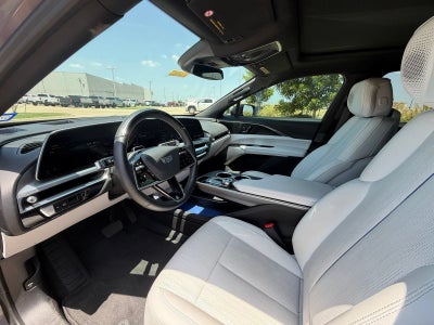 2024 Cadillac LYRIQ Sport 2