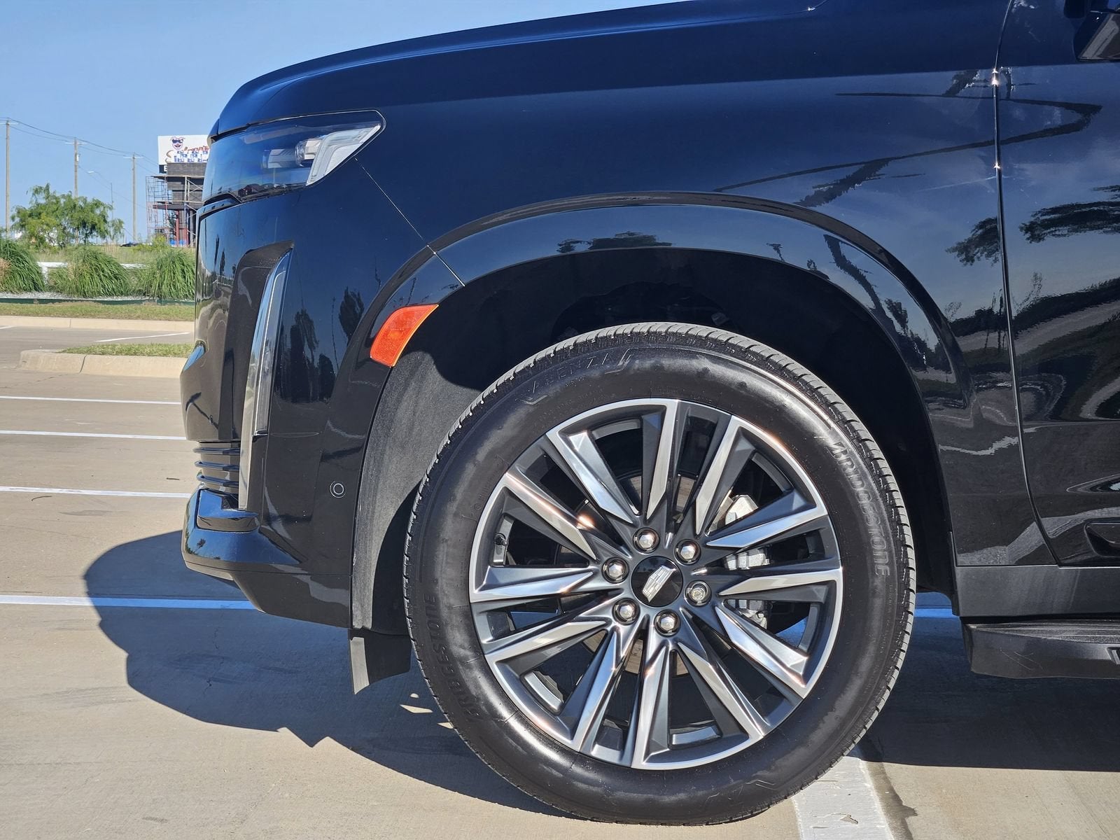 2022 Cadillac Escalade Sport