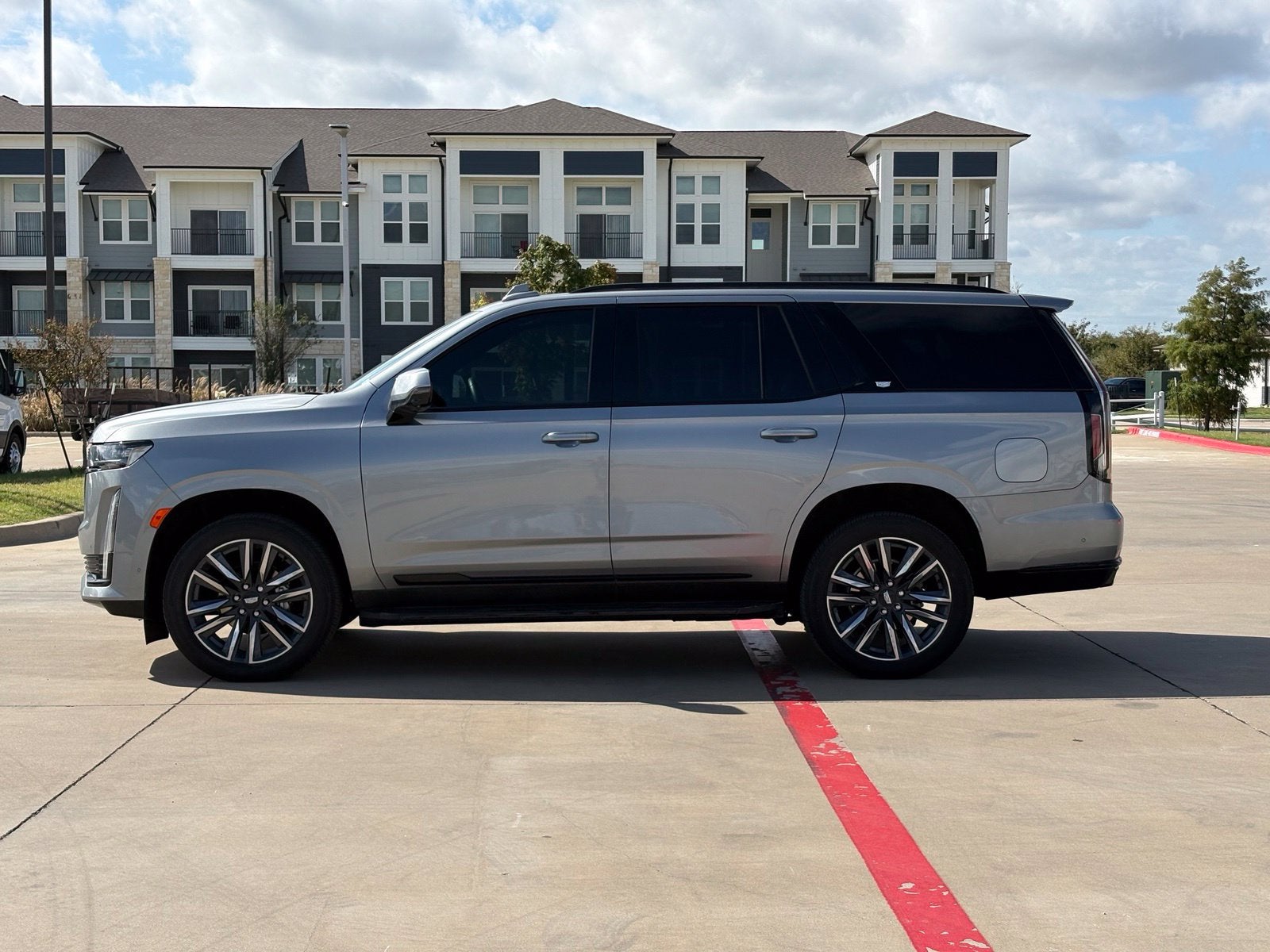 2024 Cadillac Escalade Sport