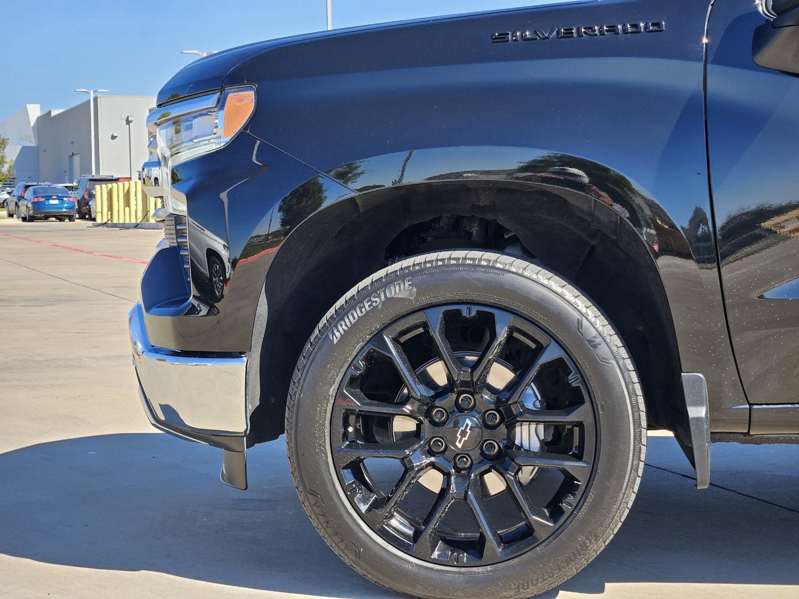 2024 Chevrolet Silverado 1500 LTZ