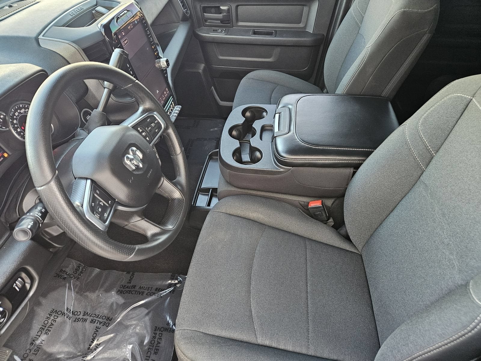 2025 RAM 2500 Tradesman Crew Cab 4x4 6'4" Box