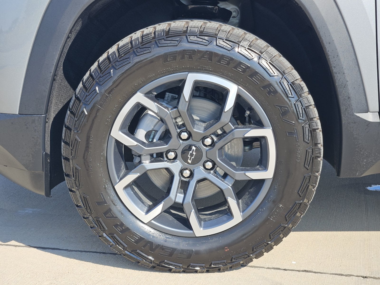 2027 Chevrolet Equinox ACTIV