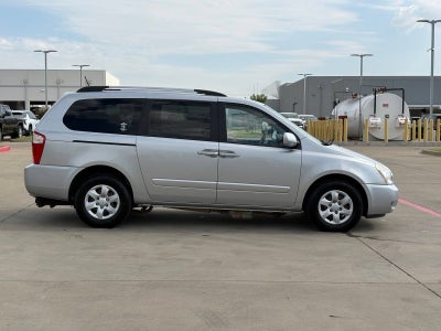 2010 Kia Sedona LX