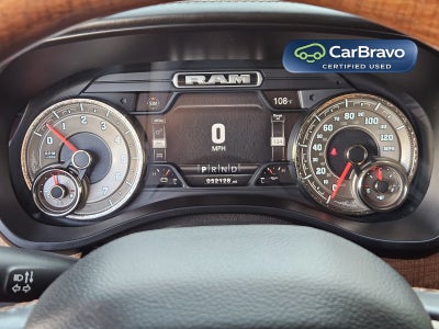 2020 RAM 1500 Laramie Longhorn Crew Cab 4x2 5'7" Box