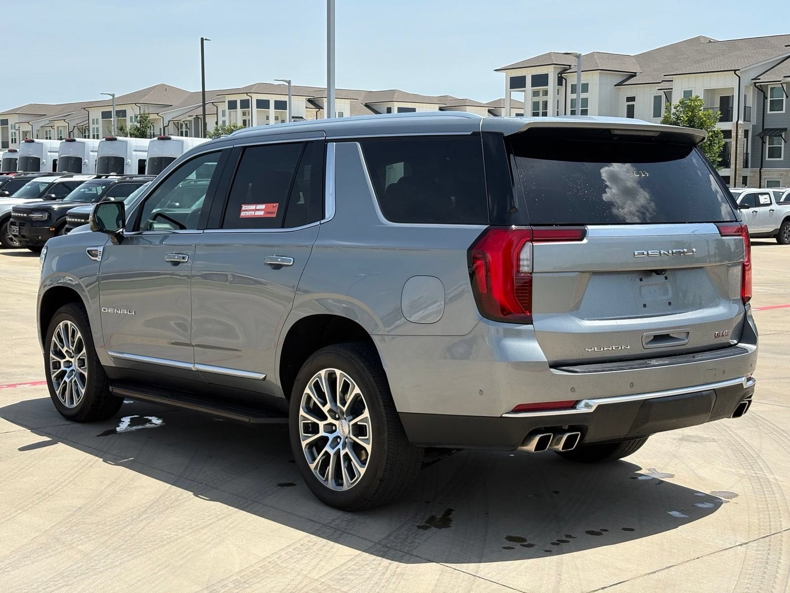 2025 GMC Yukon Denali
