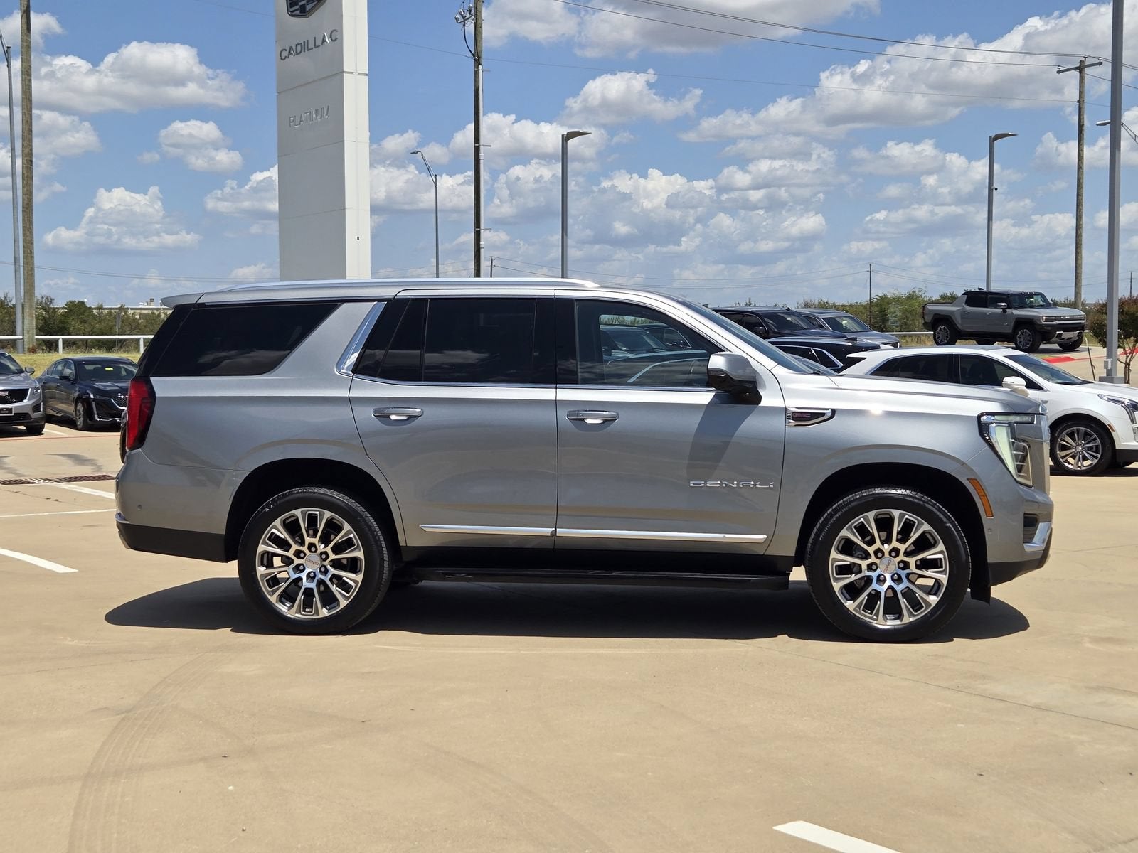 2025 GMC Yukon Denali