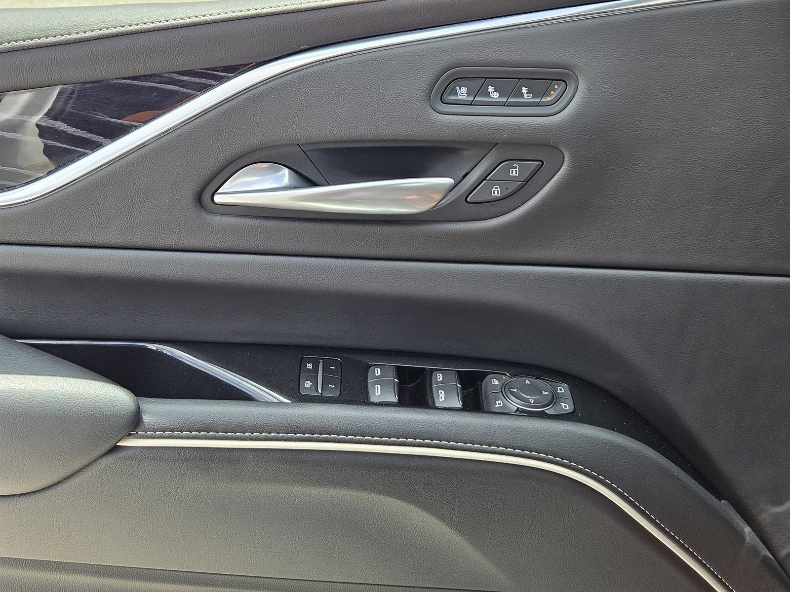 2023 Cadillac Escalade ESV Sport