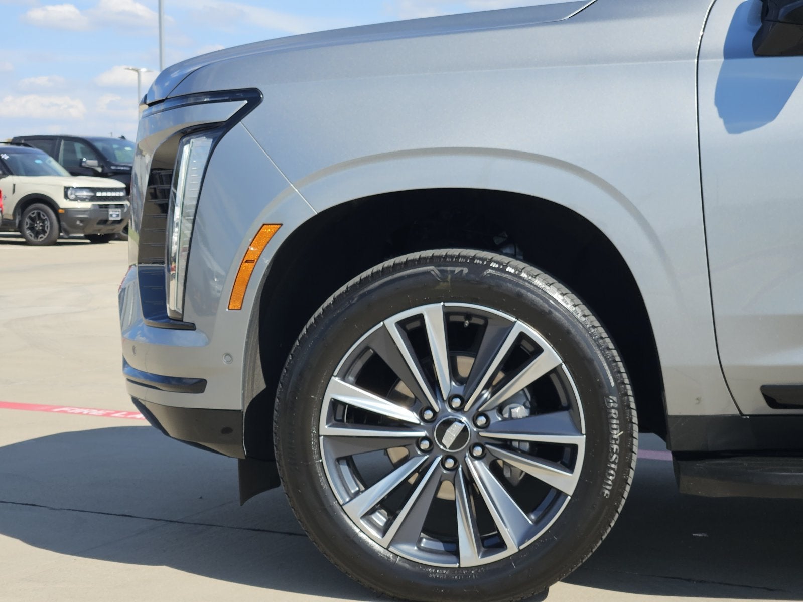 2025 Cadillac Escalade ESV Sport