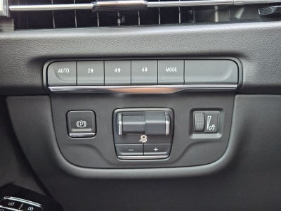 2025 Cadillac Escalade ESV Sport