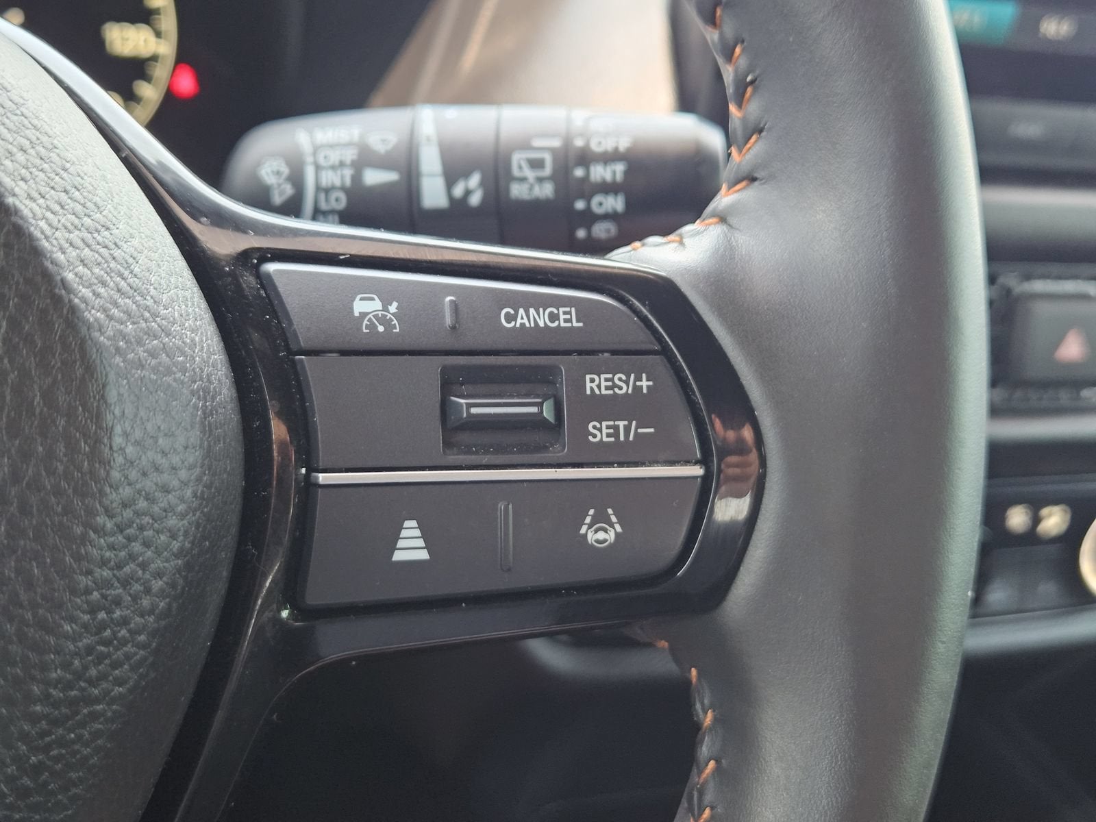 2024 Honda HR-V 2WD Sport w/o BSI