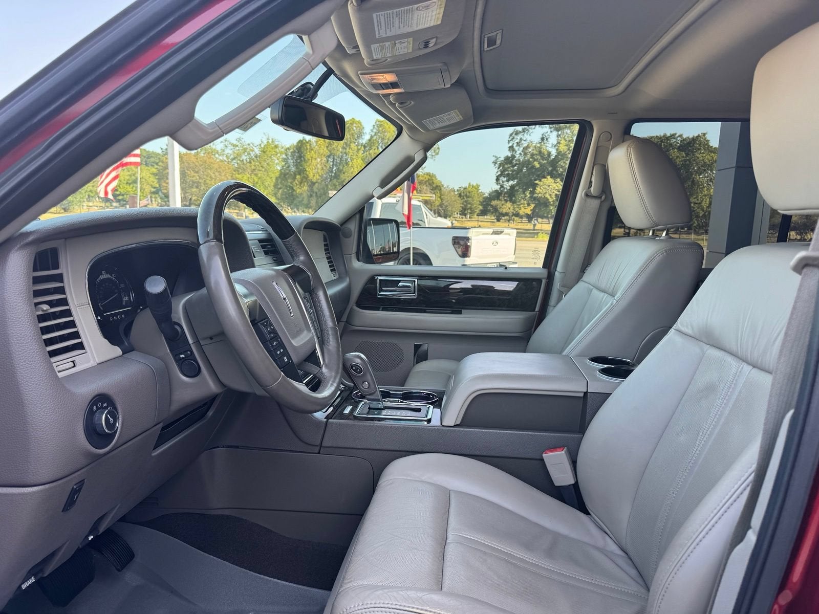 2016 Lincoln Navigator Select