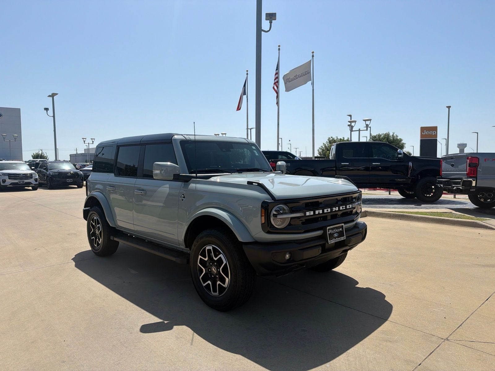 2024 Ford Bronco Outer Banks