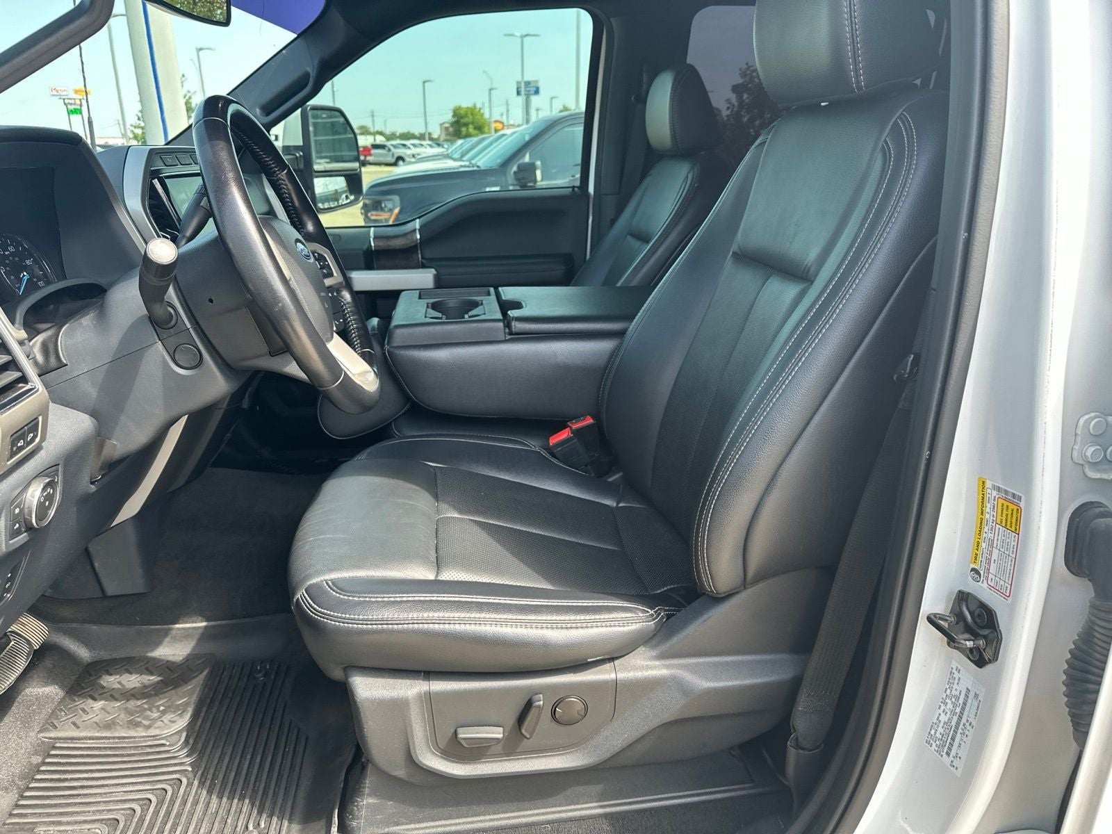 2022 Ford F-250SD Lariat