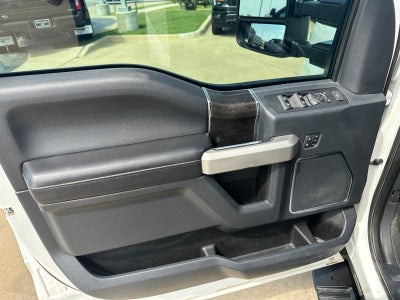 2022 Ford F-250SD Lariat