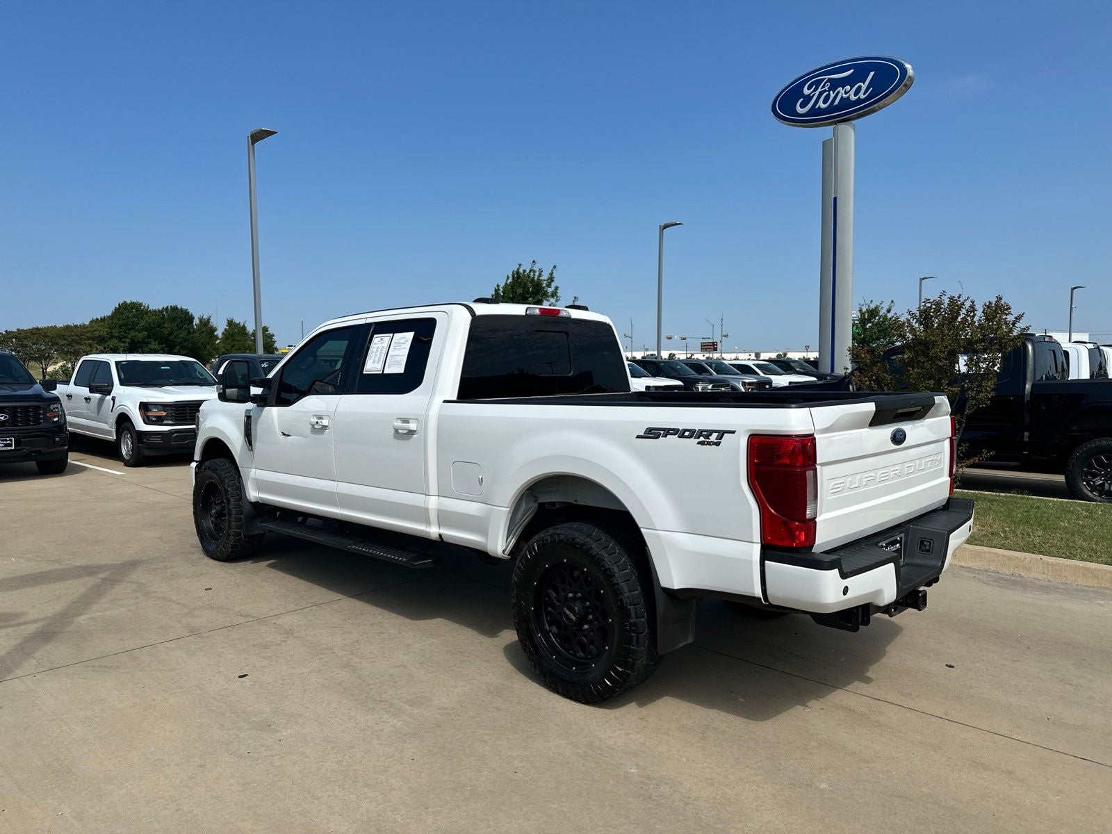 2022 Ford F-250SD Lariat