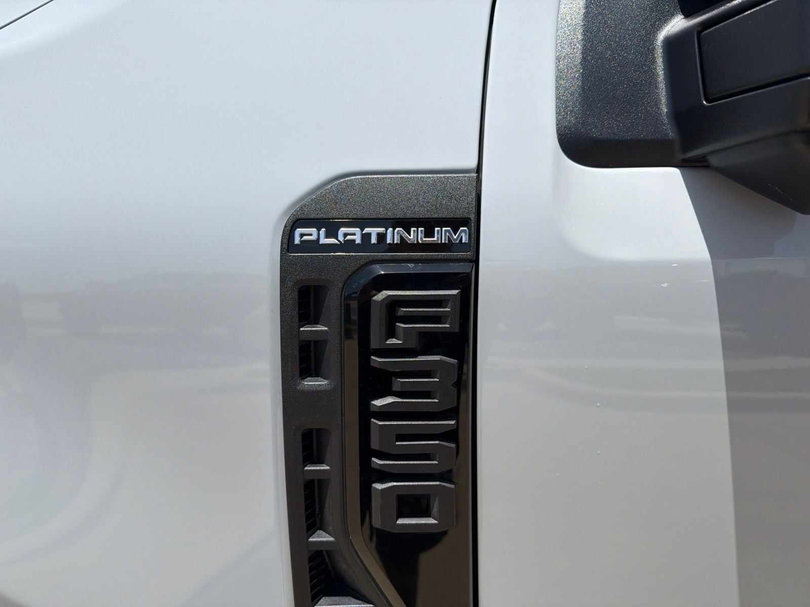 2026 Ford F-350SD Platinum DRW