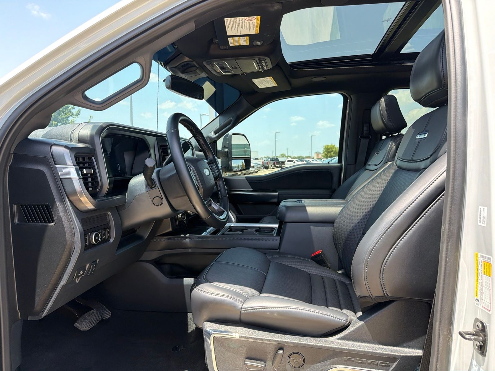 2026 Ford F-350SD Platinum DRW