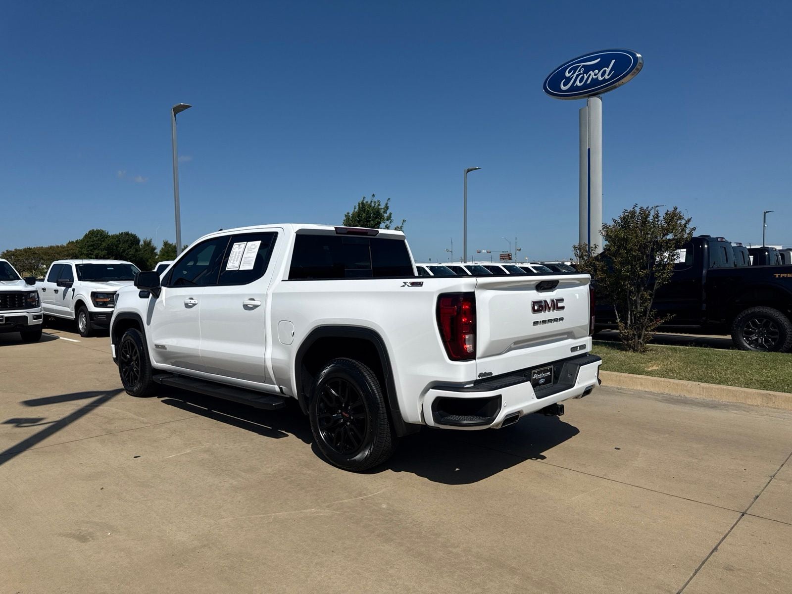 2024 GMC Sierra 1500 Elevation