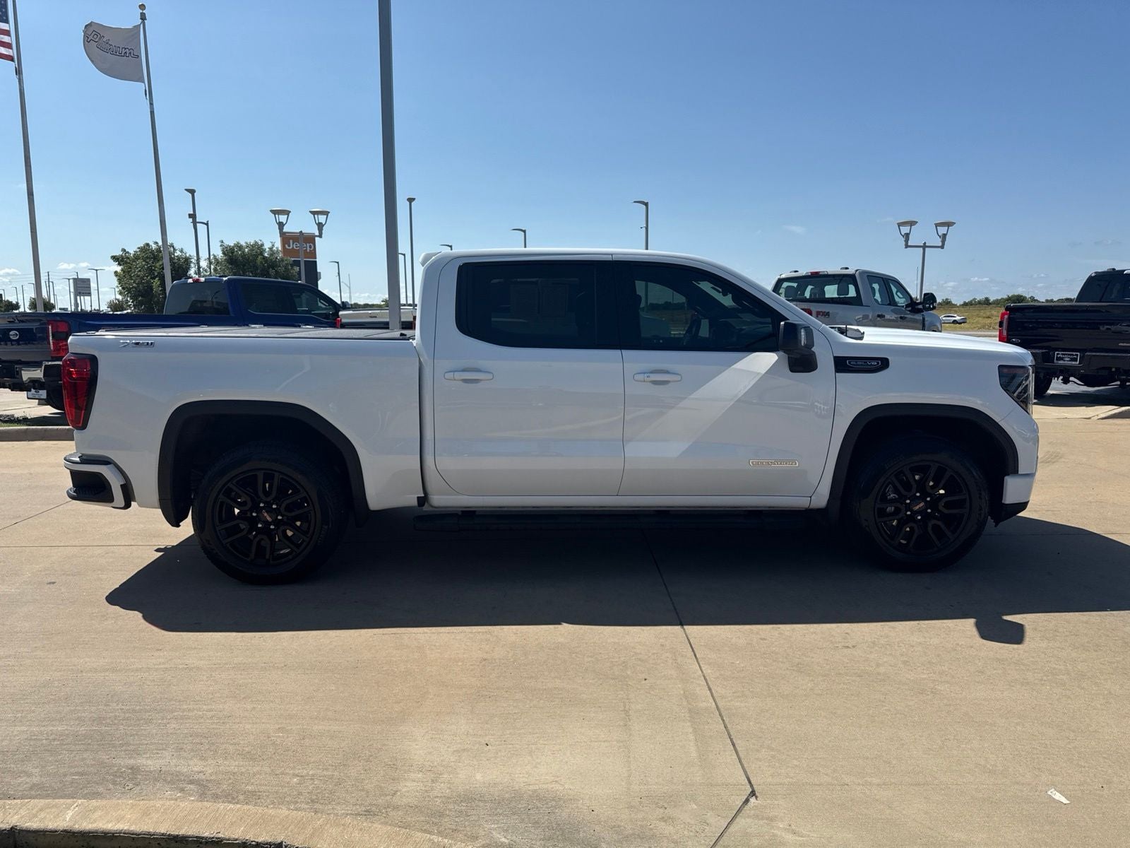 2024 GMC Sierra 1500 Elevation