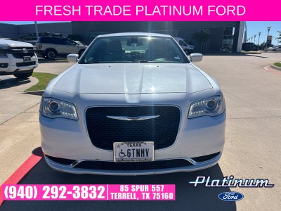 2015 Chrysler 300 Limited