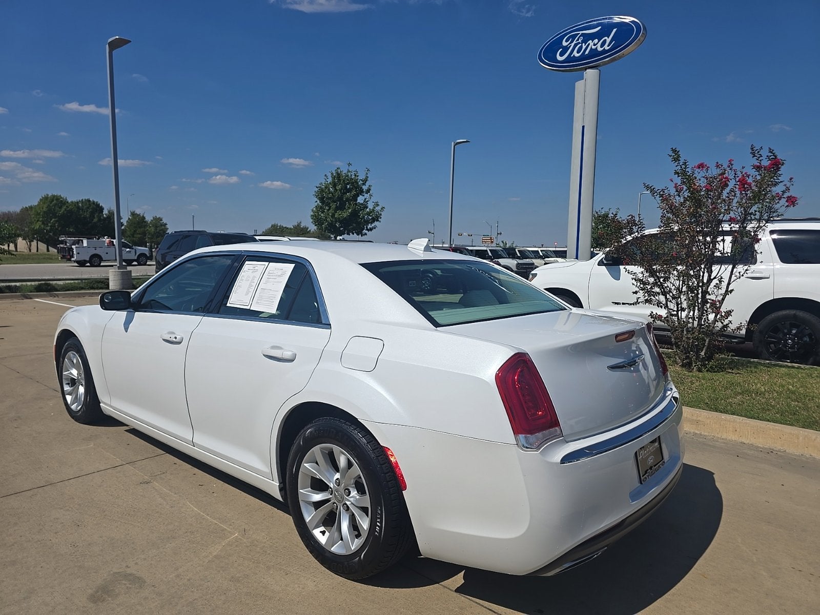 2015 Chrysler 300 Limited