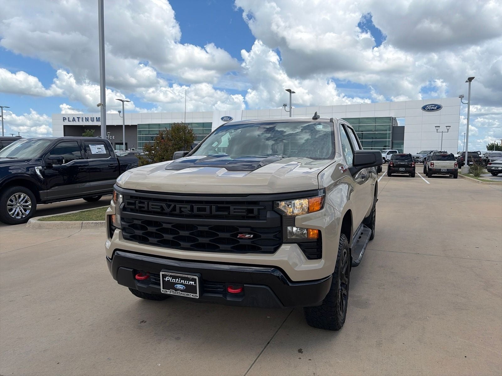 2022 Chevrolet Silverado 1500 Custom Trail Boss