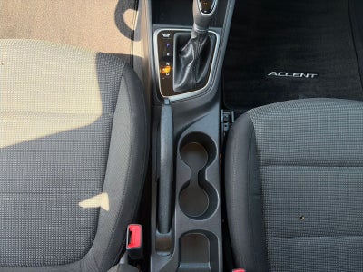 2018 Hyundai Accent SE