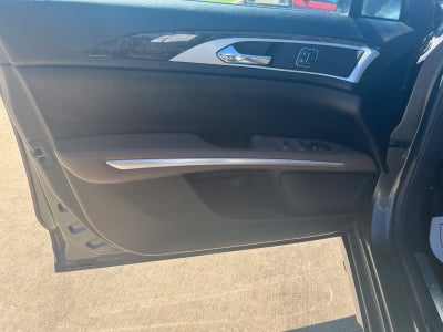2016 Lincoln MKZ Hybrid Base