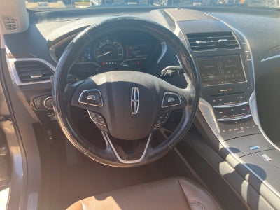 2016 Lincoln MKZ Hybrid Base
