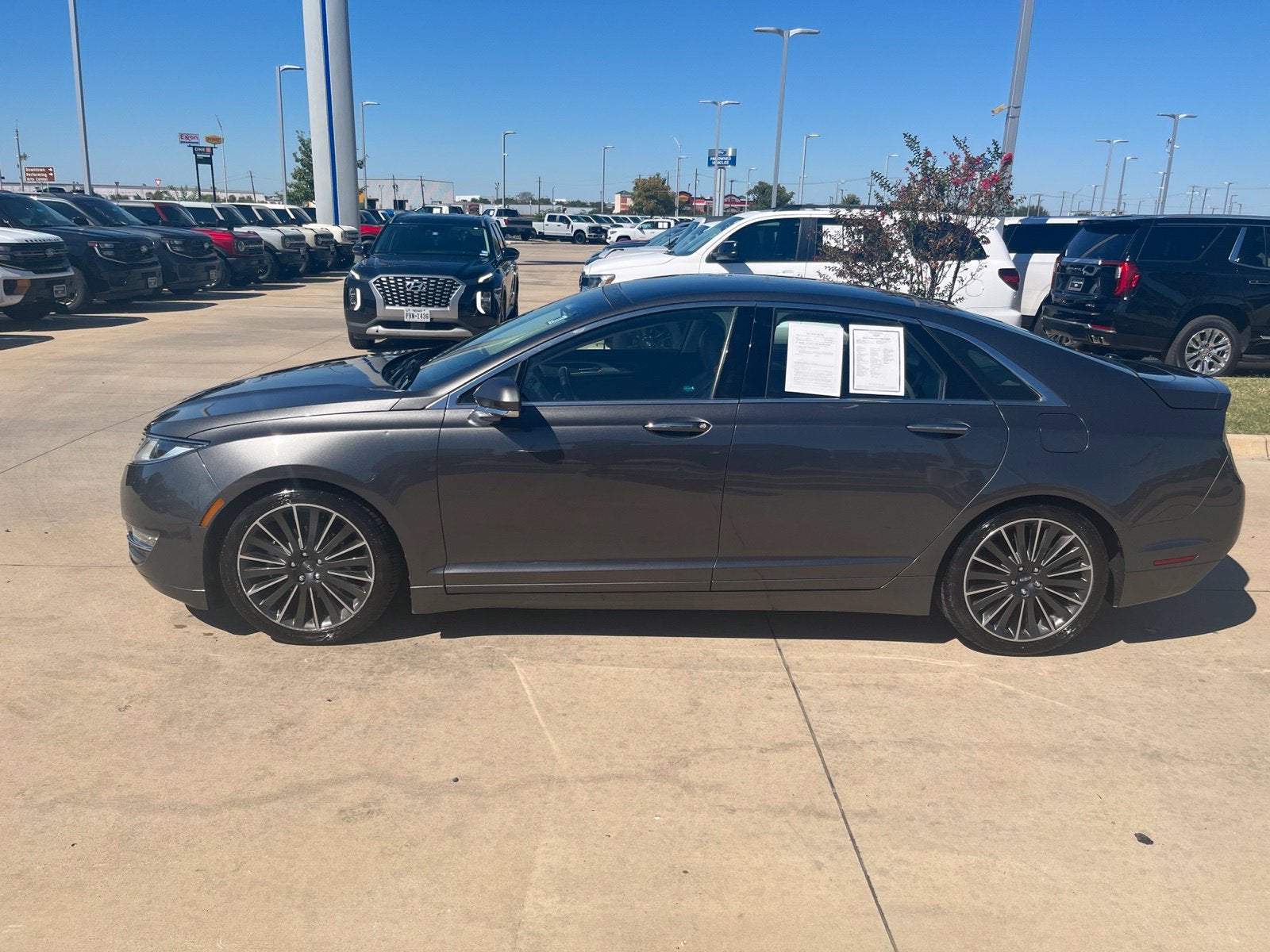 2016 Lincoln MKZ Hybrid Base