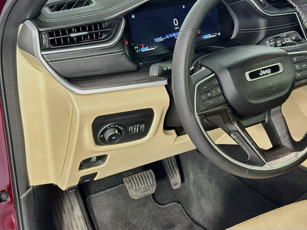2023 Jeep Grand Cherokee Limited 4x2