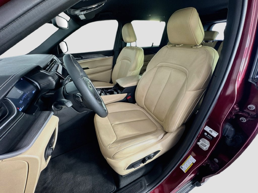 2023 Jeep Grand Cherokee Limited 4x2