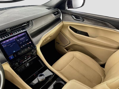 2023 Jeep Grand Cherokee Limited 4x2