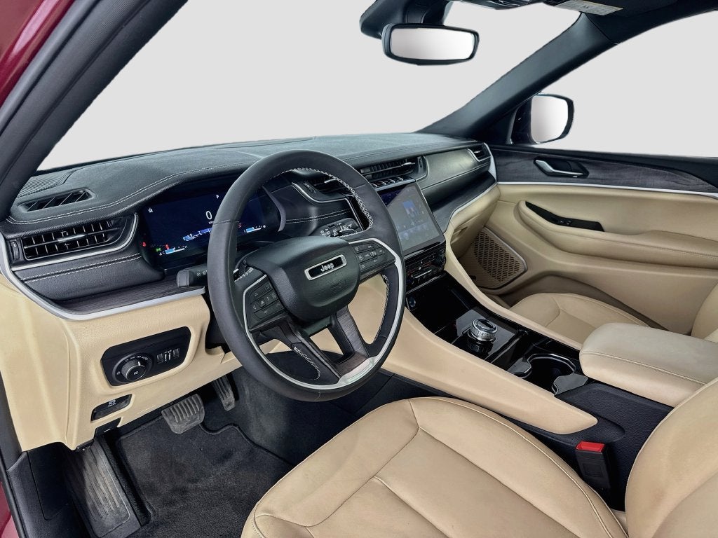 2023 Jeep Grand Cherokee Limited 4x2