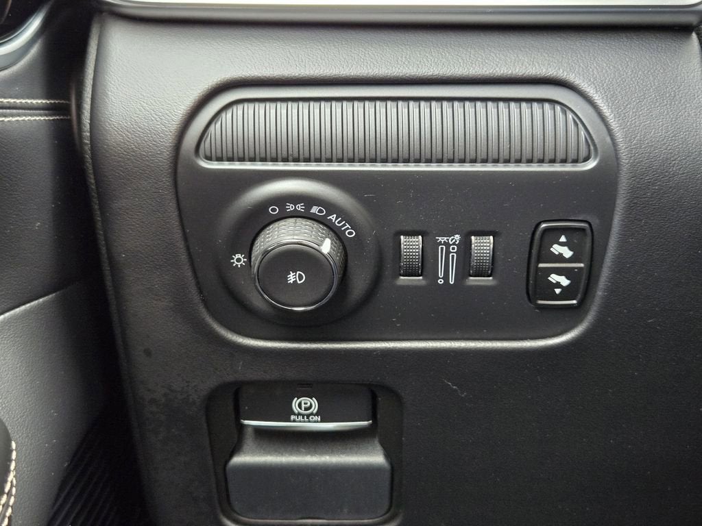 2024 Jeep Grand Wagoneer Series II Obsidian