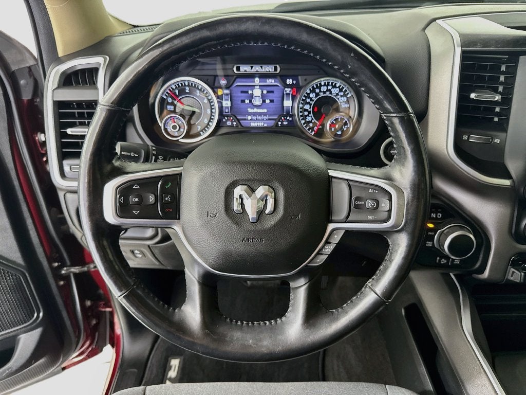 2020 RAM 1500 Big Horn Crew Cab 4x4 5'7" Box