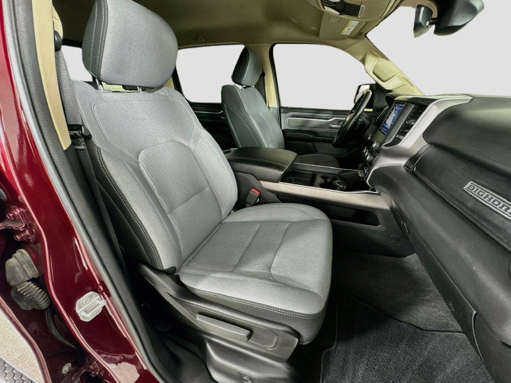 2020 RAM 1500 Big Horn Crew Cab 4x4 5'7" Box
