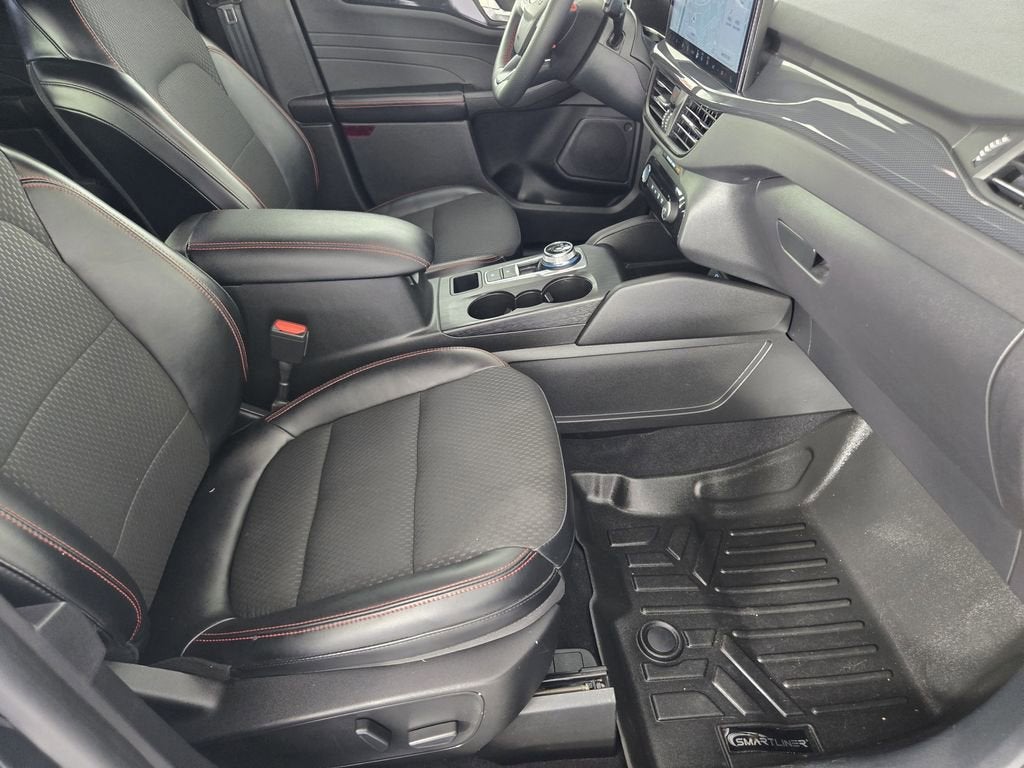 2023 Ford Escape ST-Line Elite