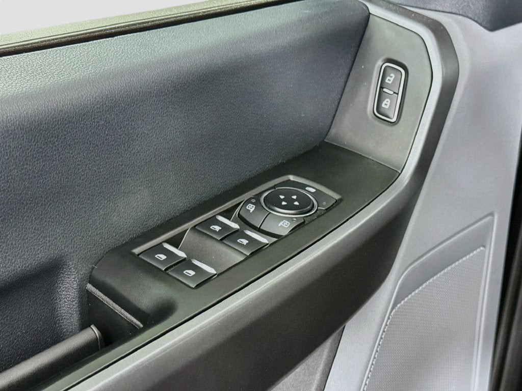 2025 Ford Super Duty F-350 SRW XL