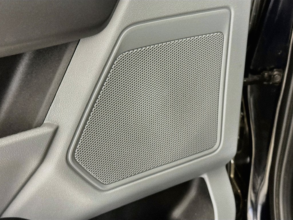 2025 Ford Super Duty F-350 SRW XL