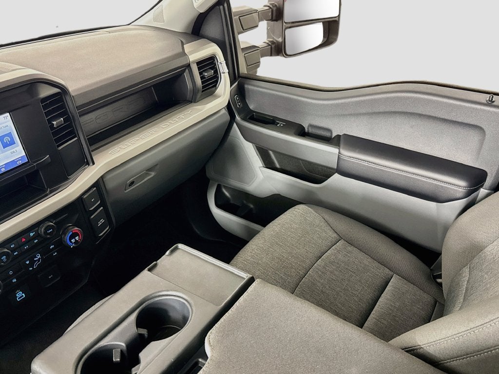 2025 Ford Super Duty F-350 SRW XL