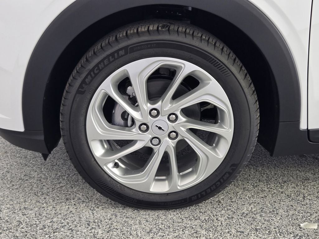 2027 Chevrolet Bolt EV LT