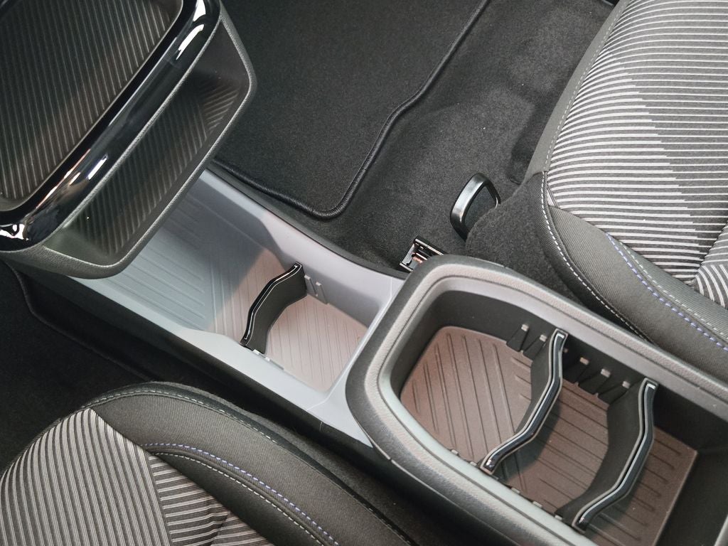 2027 Chevrolet Bolt EV LT