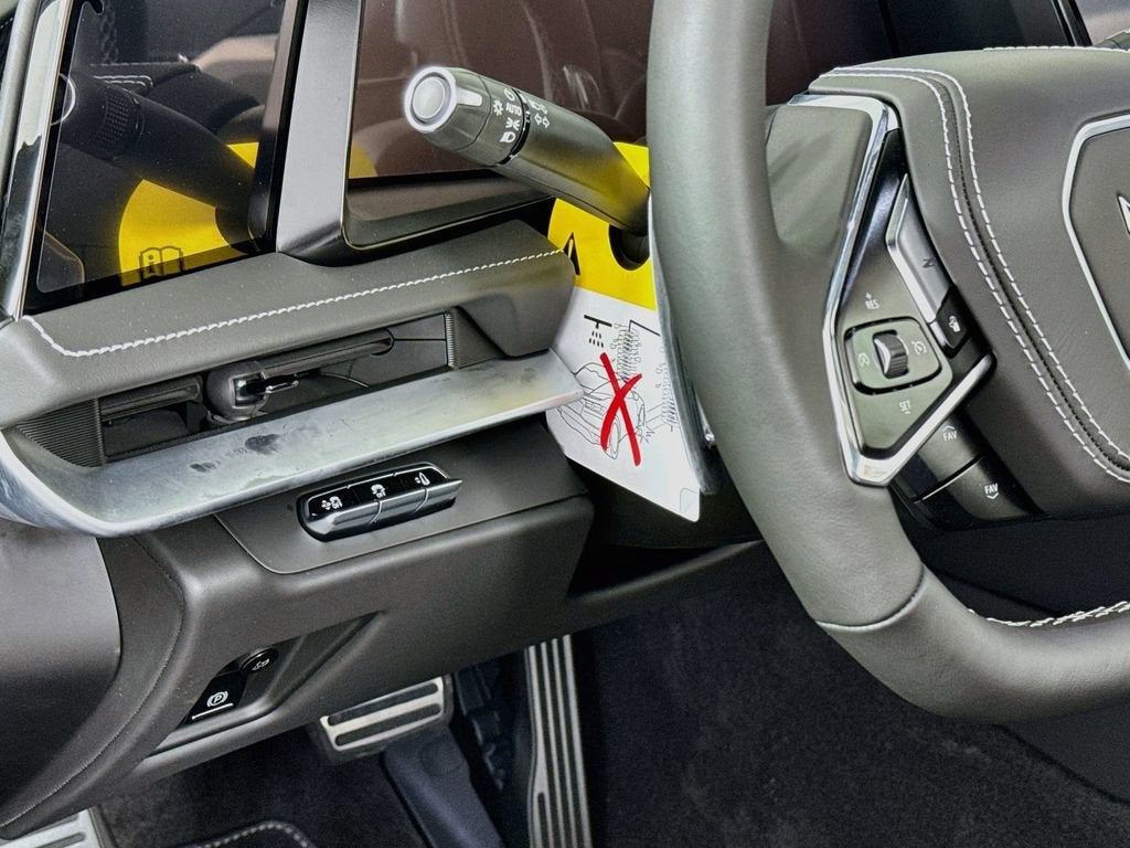 2027 Chevrolet Corvette 3LT - Photo 11