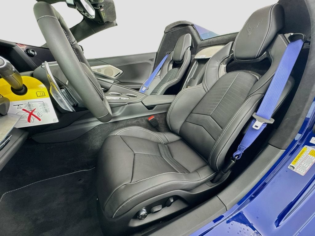 2027 Chevrolet Corvette 3LT - Photo 12