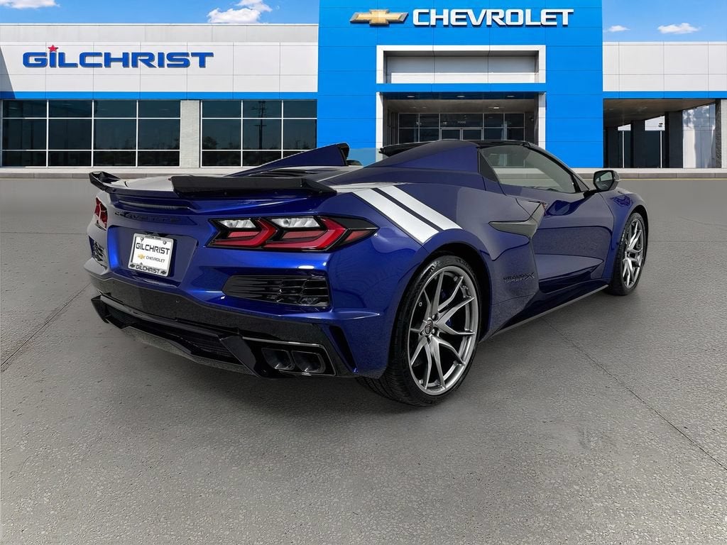 2027 Chevrolet Corvette 3LT - Photo 8