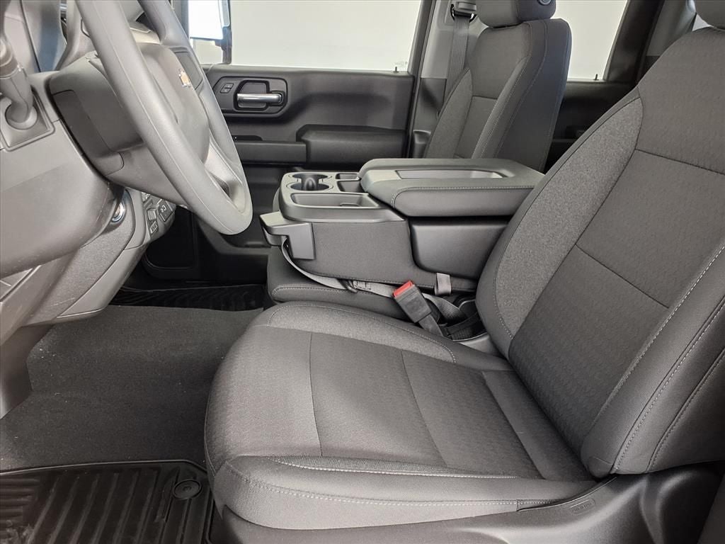 2026 Chevrolet Silverado 2500HD Custom